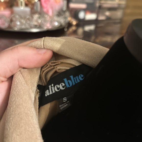 BRAND NEW FANCE WOMENS COAT SIZE SMALL - Picture 5 of 7